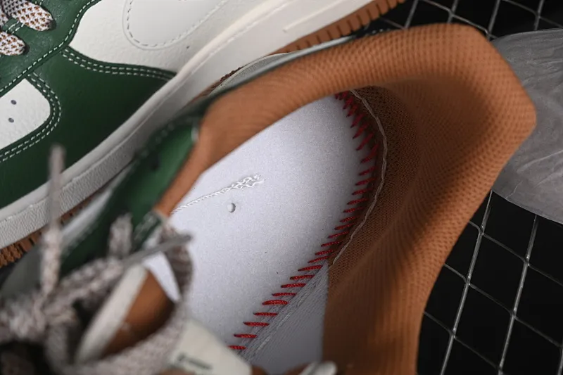 All categories Nk Air Force 1 Air Force series Nk Air Force 1 Low Air Force low top Nike Air Force 1'07 Low UN joint grass green splicing raw rubber Air Force 1 low top casual sneakers JP8028-006